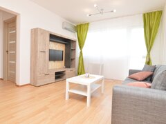 Piata Victoriei, Bd. Iancu de Hunedoara